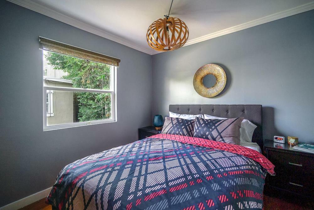 Stylish 2 Bed & 2 Bath At The Heart Of Hollywood With Free Parking - One Car Only Lejlighed Los Angeles Eksteriør billede